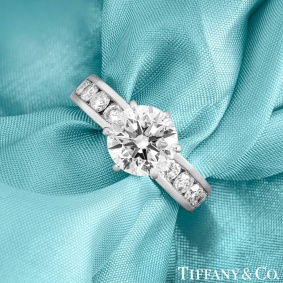 Tiffany & Co. Platinum Round Brilliant Cut Diamond Setting Ring 2.04ct F/VS1 XXX